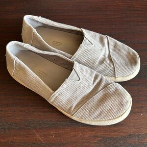 TOMS Slip On